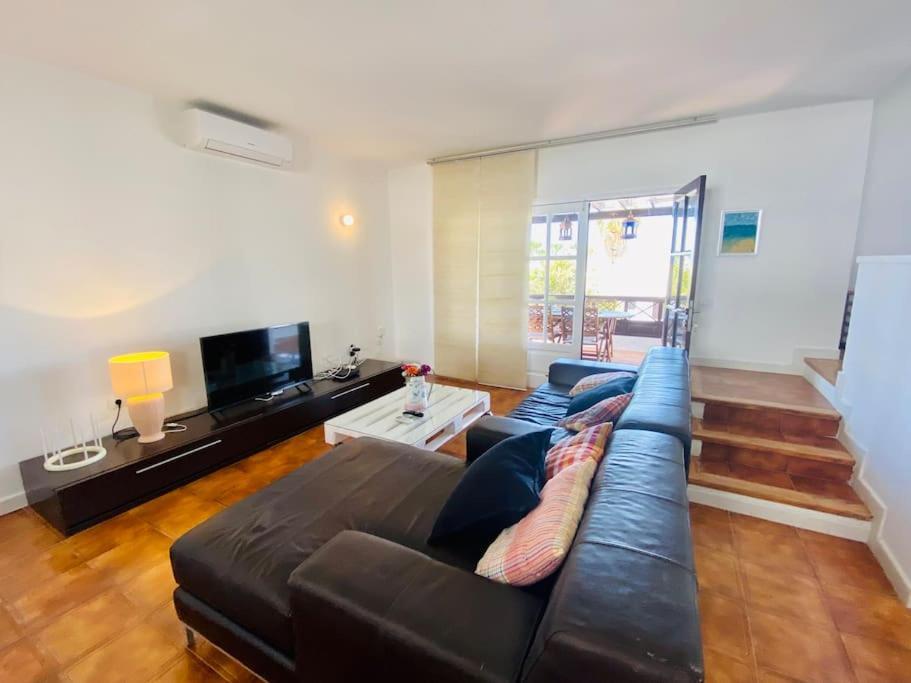 Villa Mango Тиас Экстерьер фото