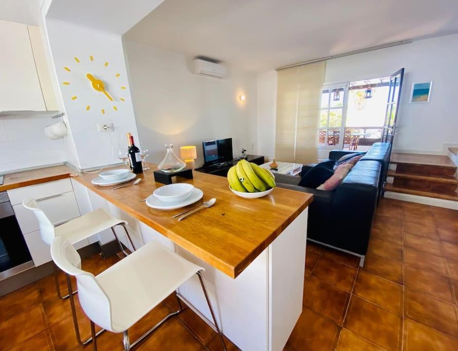Villa Mango Тиас Экстерьер фото